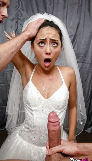 Une jeune femme, à peine âgée de 25 ans, se mariait avec un homme grand et beau. Elle portait une belle robe de mariée blanche qui s'accrochait parfaitement à ses courbes. Alors qu'elle descendait l'allée vers son marié, elle ne pouvait que se sentir nerveuse